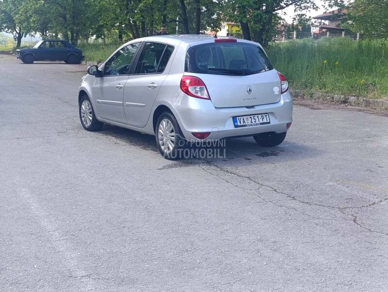 Renault Clio 1.6b
