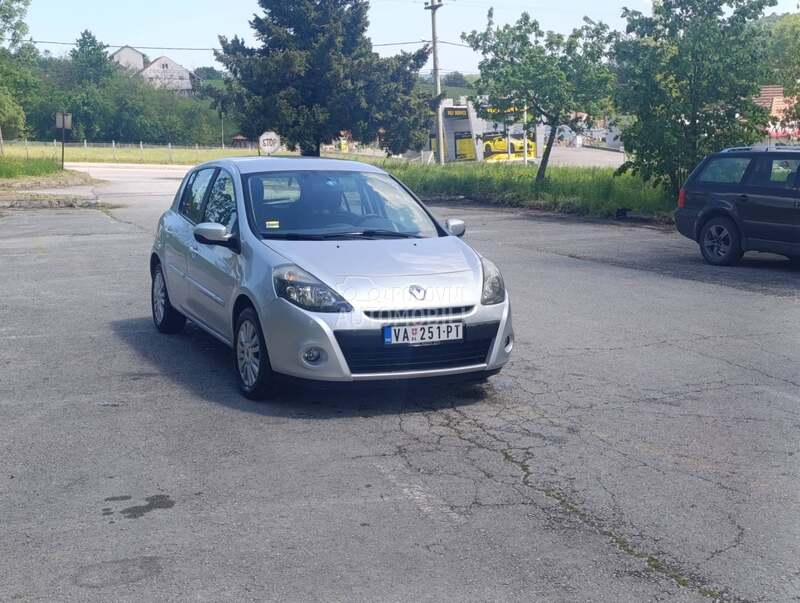Renault Clio 1.6b