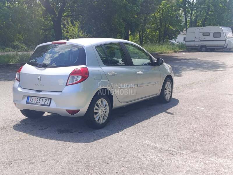 Renault Clio 1.6b