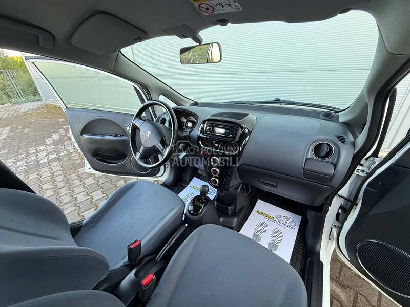 Peugeot iOn ELECTRIQUE ACTIVE