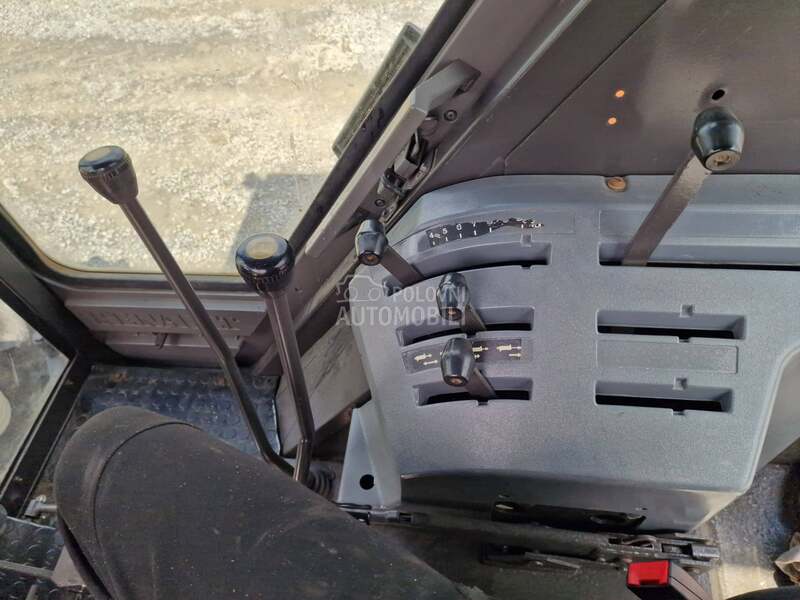 Renault 75 14  4 klipa