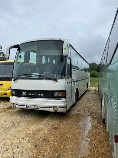 Setra S 215 HD