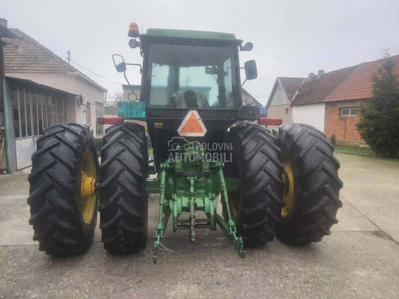 John Deere 4650
