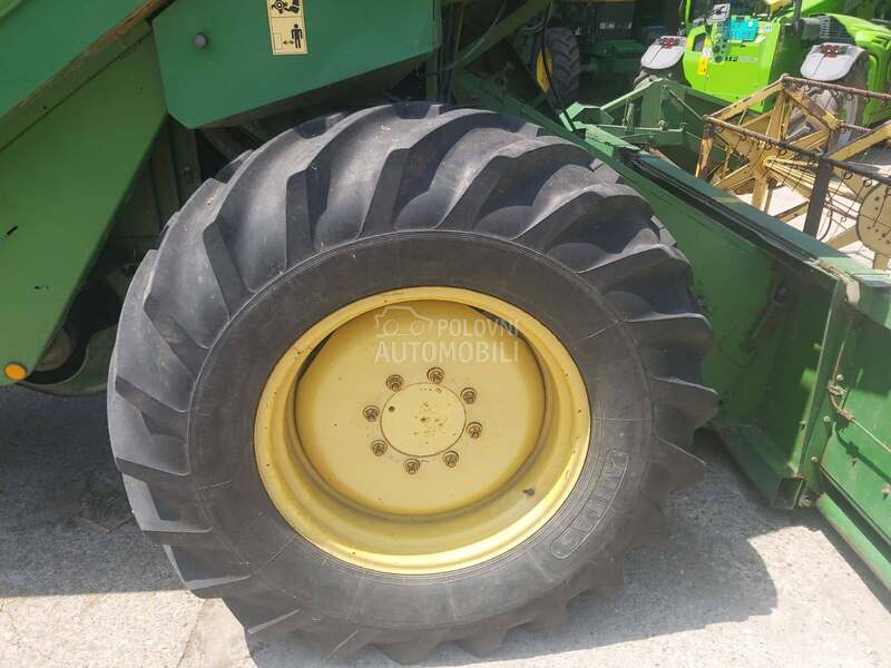 John Deere 955