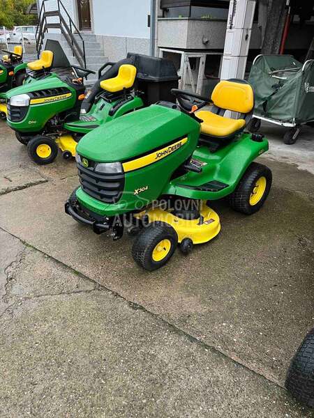 John Deere X304  4 wheel steering