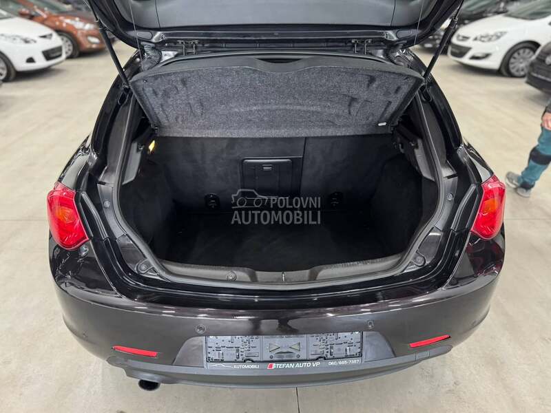 Alfa Romeo Giulietta 1.4 MULTIAIR CH