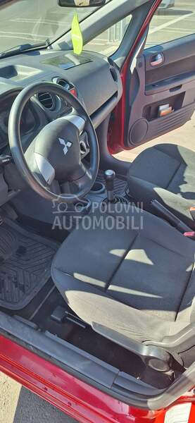 Mitsubishi Colt 
