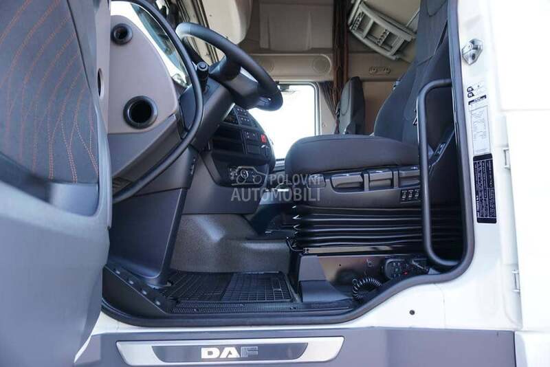 DAF 106 / 530 / DOM2111