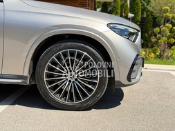 Mercedes Benz GLC 300 AMG 4 Matic slika 9