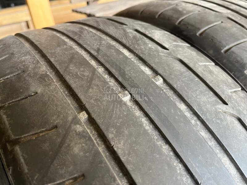 Dunlop 225/45 R19 Letnja