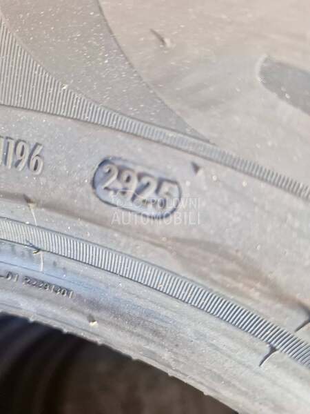 Pirelli 215/65 R17 Zimska