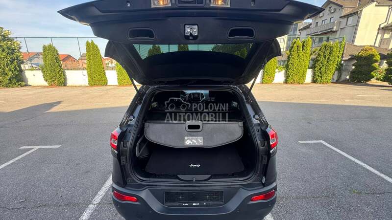 Jeep Cherokee 2.0