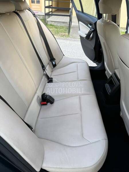 BMW 116 URBAN/0PIS/F-ULL