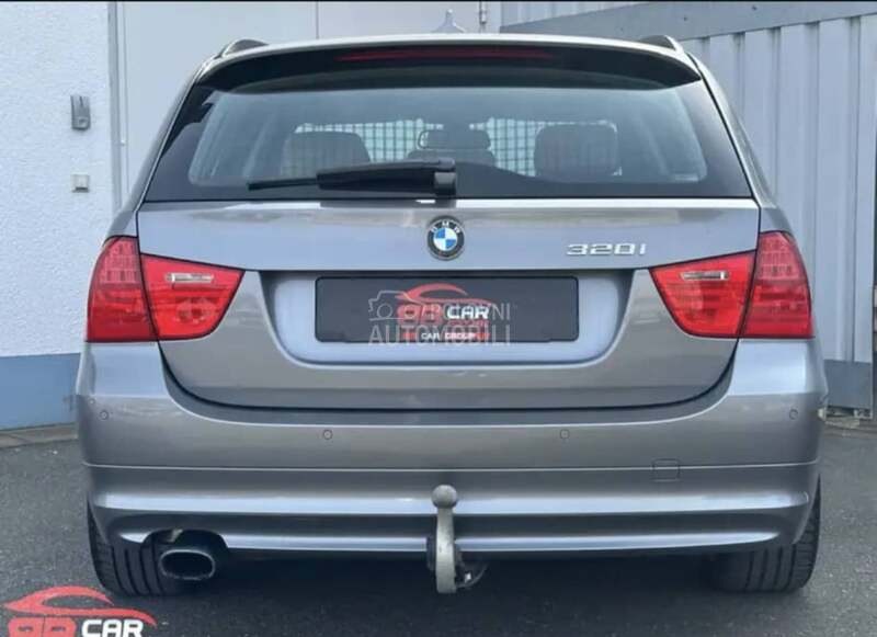 BMW 320 