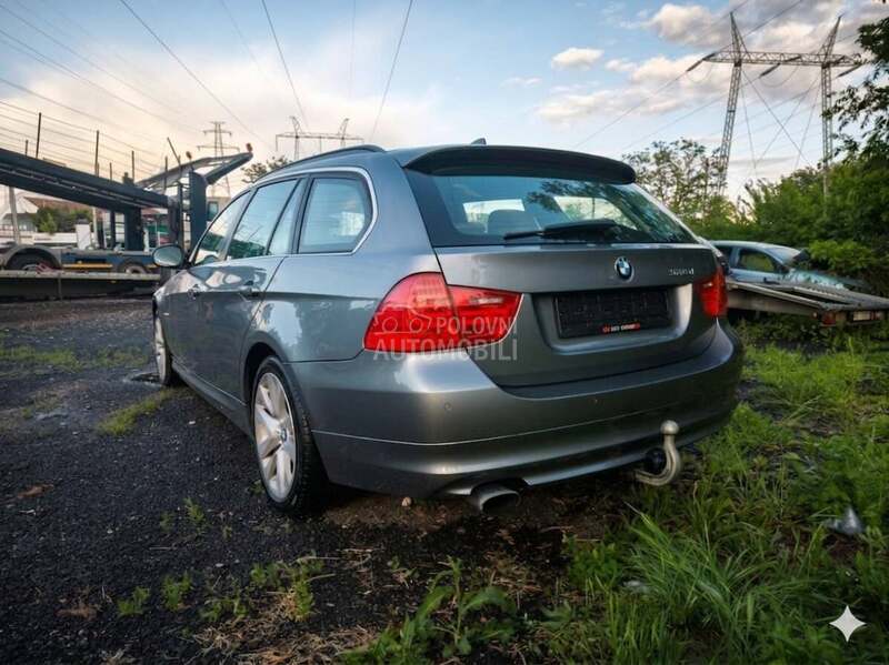 BMW 320 