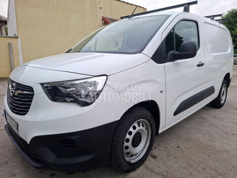 Opel Combo sa PDV procitati text