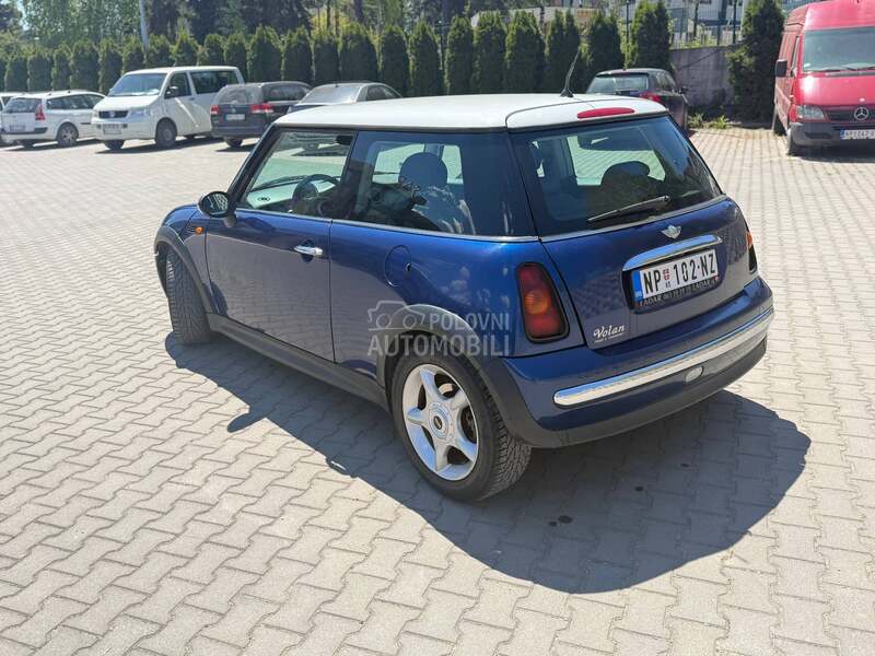 MINI Cooper 