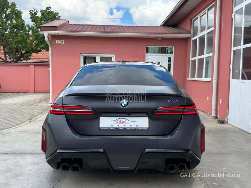 BMW M5 4.4 V8 KERAMIC
