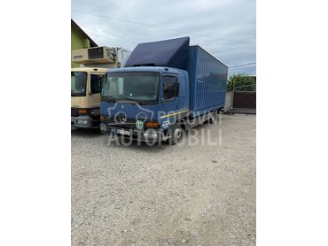 Mercedes Benz 815