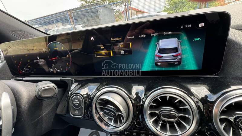 Mercedes Benz GLA 200 D PREMIUM AMG