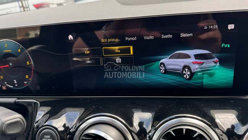 Mercedes Benz GLA 200 D PREMIUM AMG
