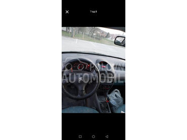 Peugeot 206 1.4 v8