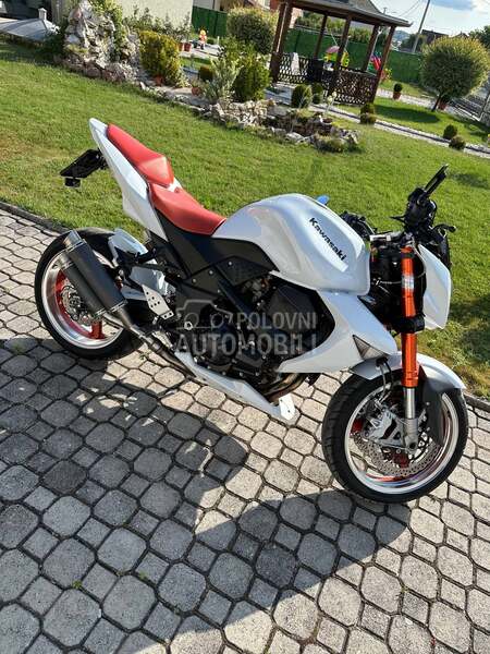 Suzuki Z1000