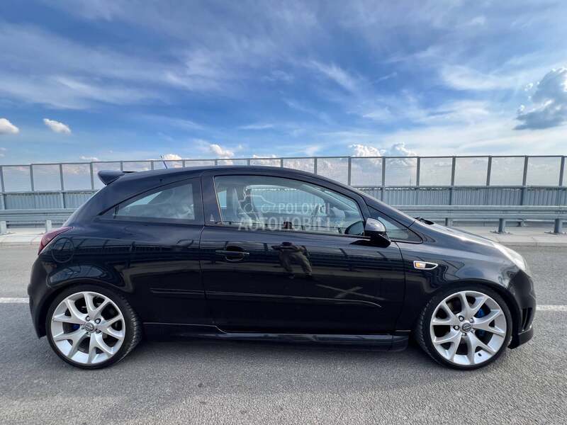Opel Corsa D 1.6 OPC