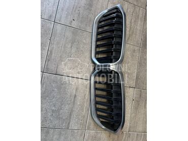 maska orginalna za BMW Serija 3 od 2022. do 2024. god.