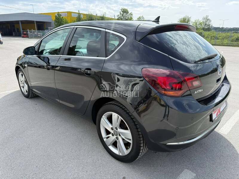 Opel Astra J 1.7 CDTI