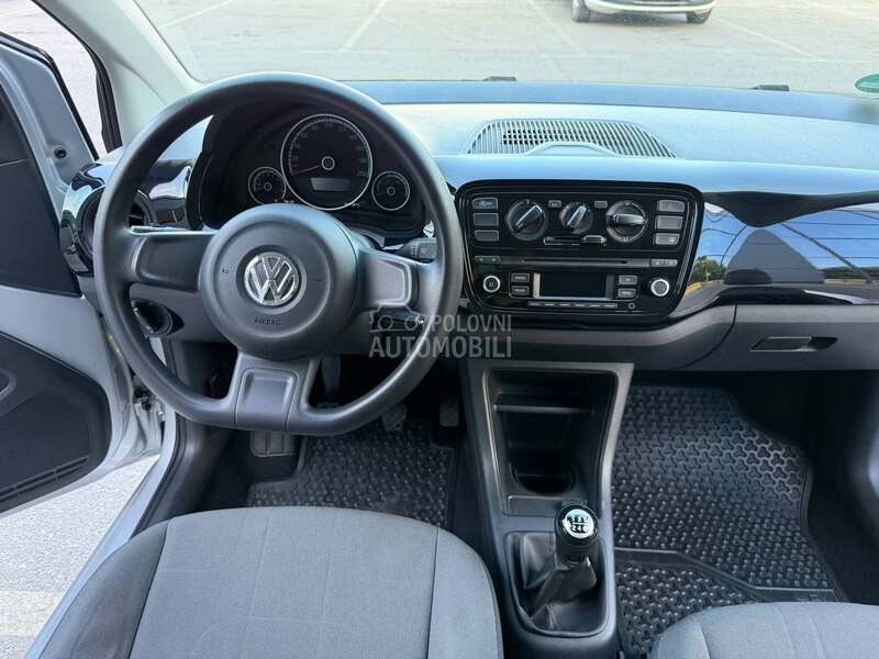 Volkswagen up! 