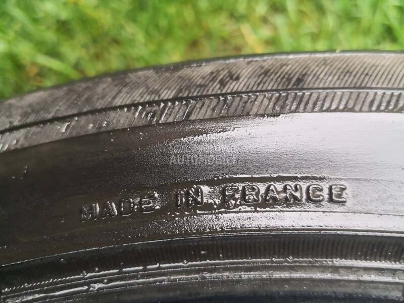 Bridgestone 215/45 R16 Letnja