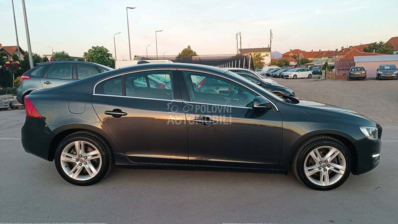 Volvo S60 D2
