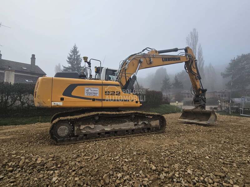 Liebherr R922LC
