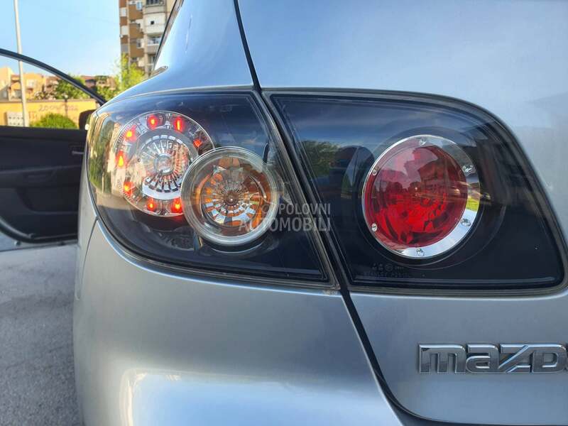 Mazda 3 2.0
