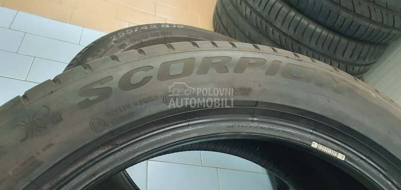 Pirelli 255/45 R19 Letnja