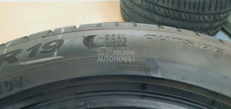 Pirelli 255/45 R19 Letnja
