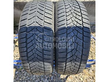 Fulda 215/60 R17 Zimska