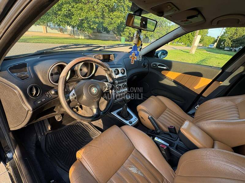 Alfa Romeo 156 