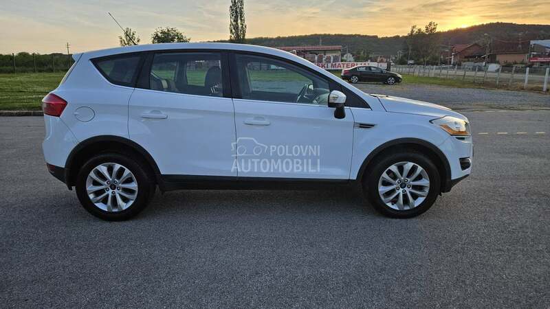 Ford Kuga 4x4 TITANIUM