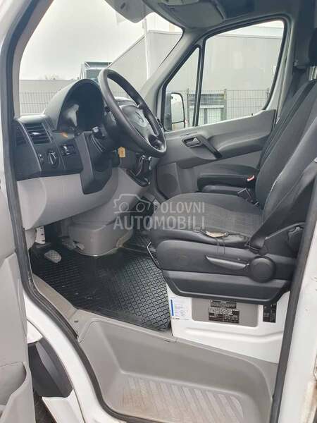 Mercedes Benz 519Cdi / L3 / MO3137