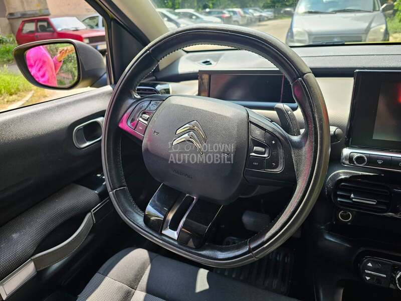 Citroen C4 Cactus .2