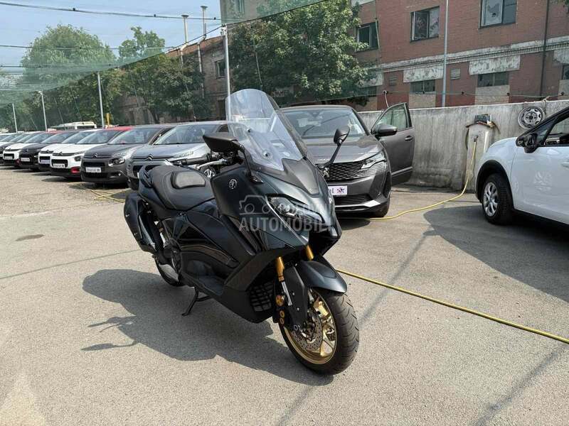 Yamaha T MAX