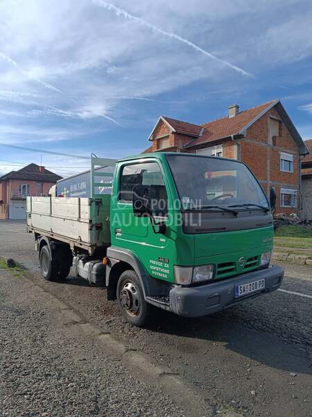 Nissan Cabstar