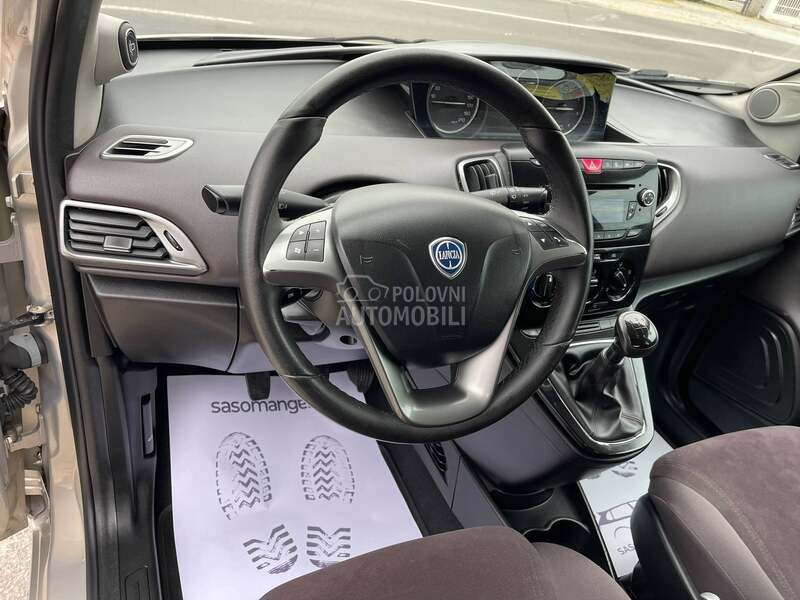 Lancia Ypsilon 1.3 MJET NOVA