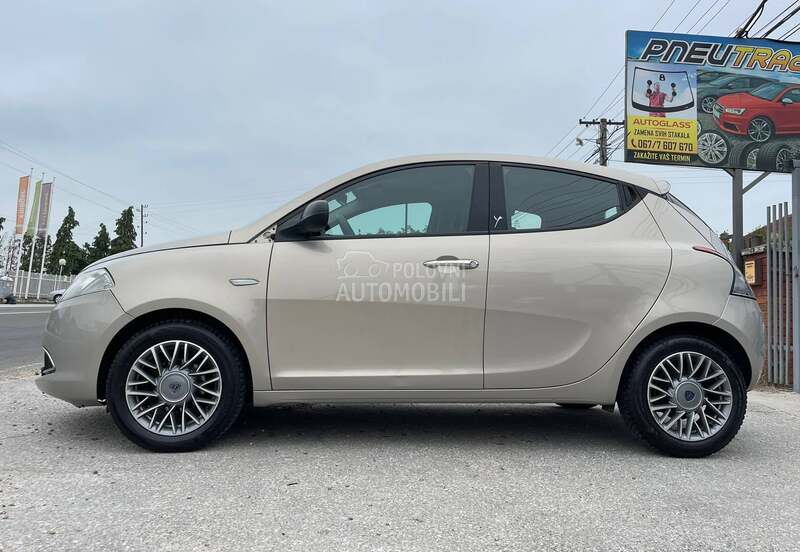 Lancia Ypsilon 1.3 MJET NOVA