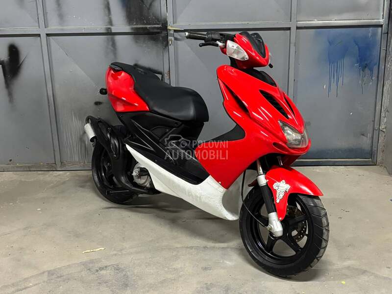 Yamaha Aerox 50