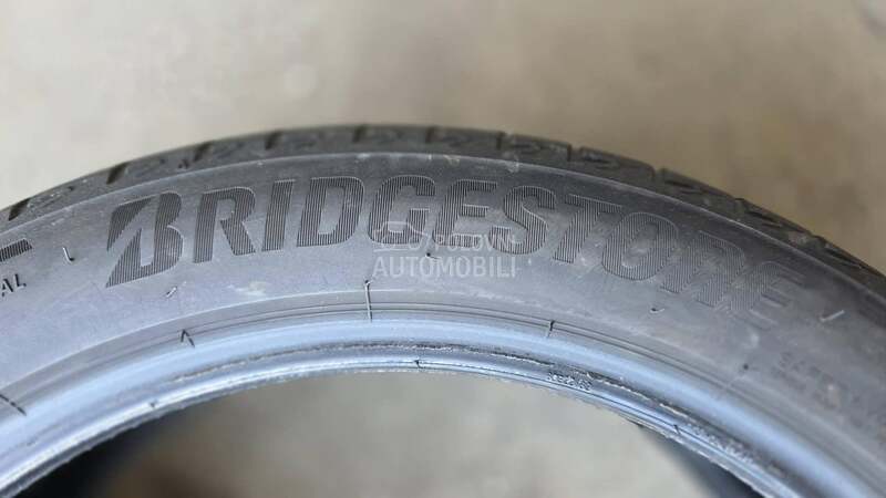 Bridgestone 225/45 R18 Letnja