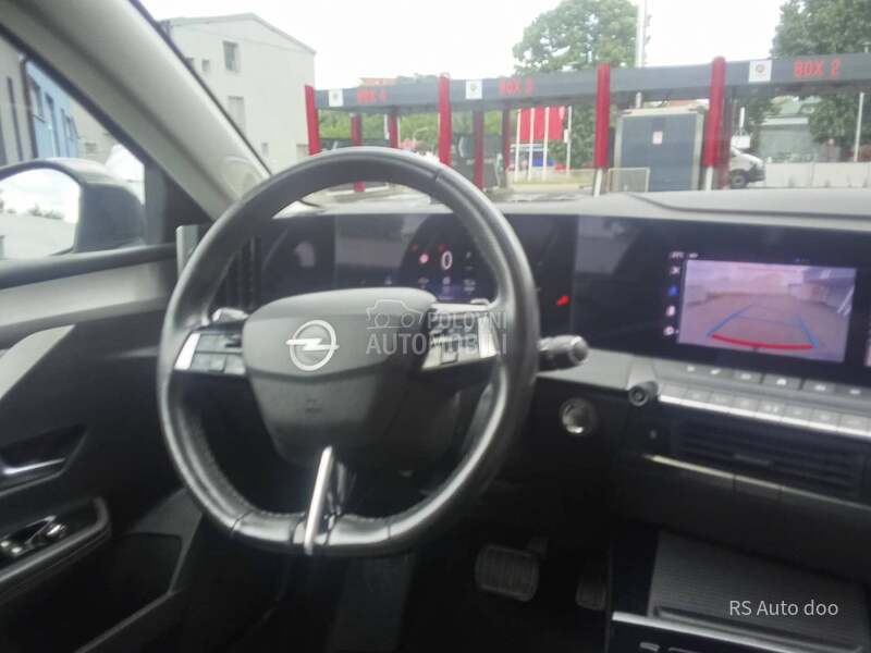 Opel Astra L 