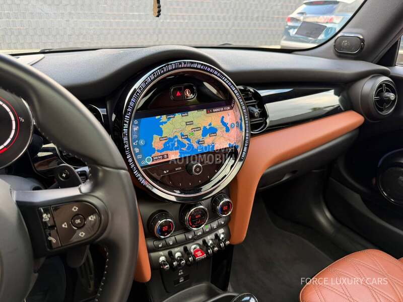 MINI Cooper S John Cooper Works